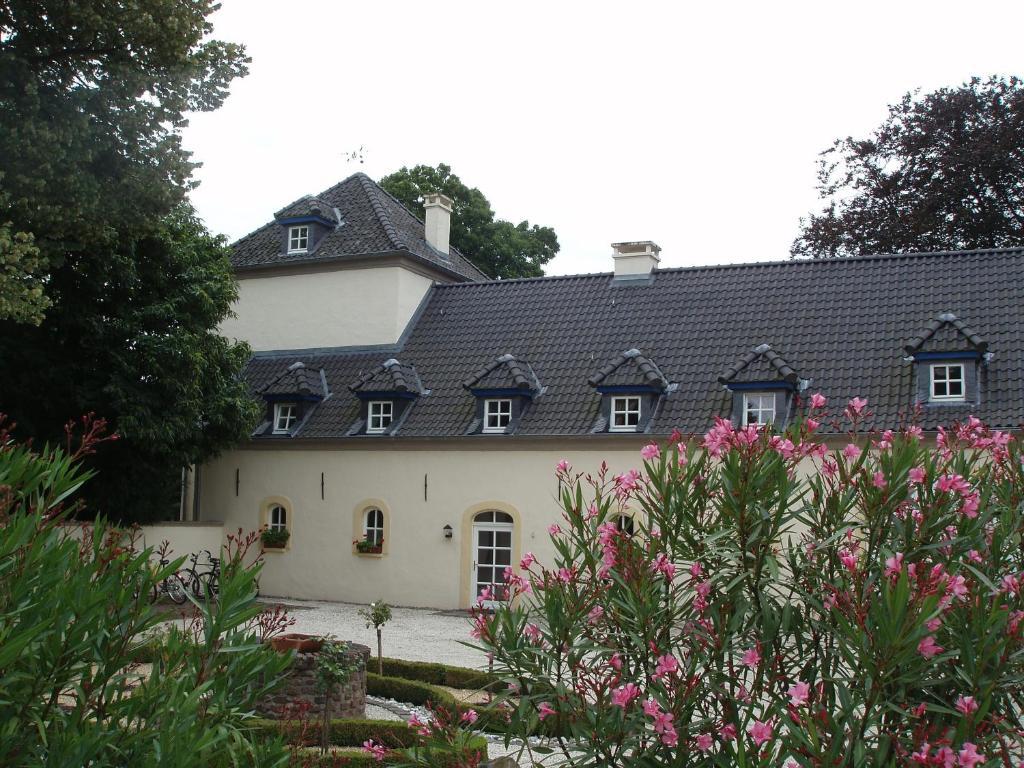 Hotel Burg Boetzelaer à Kalkar Chambre photo