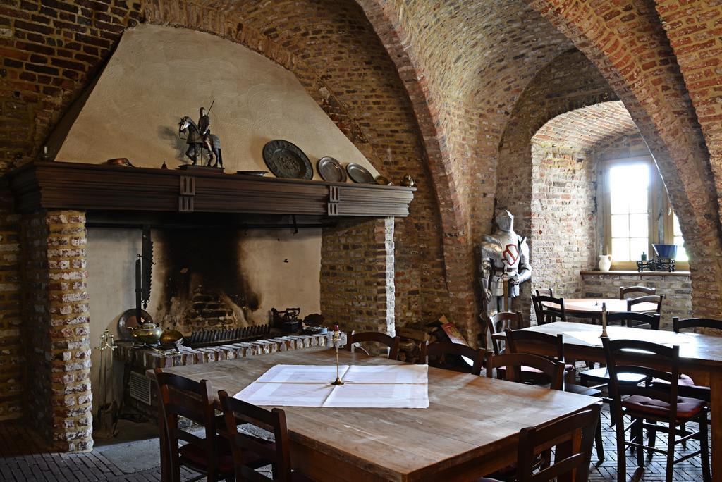 Hotel Burg Boetzelaer à Kalkar Extérieur photo
