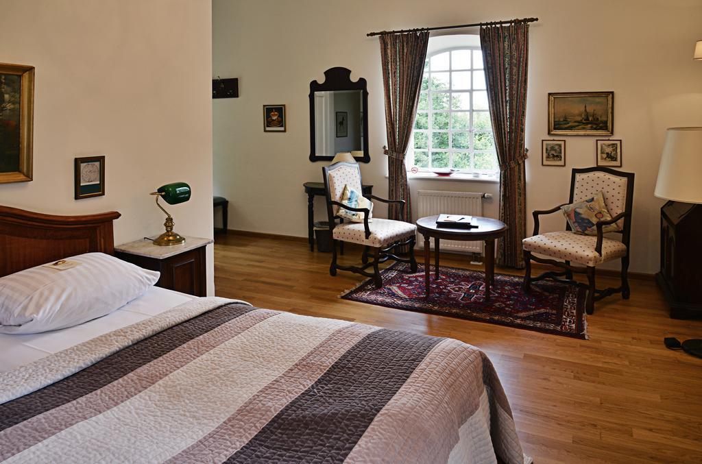 Hotel Burg Boetzelaer à Kalkar Chambre photo