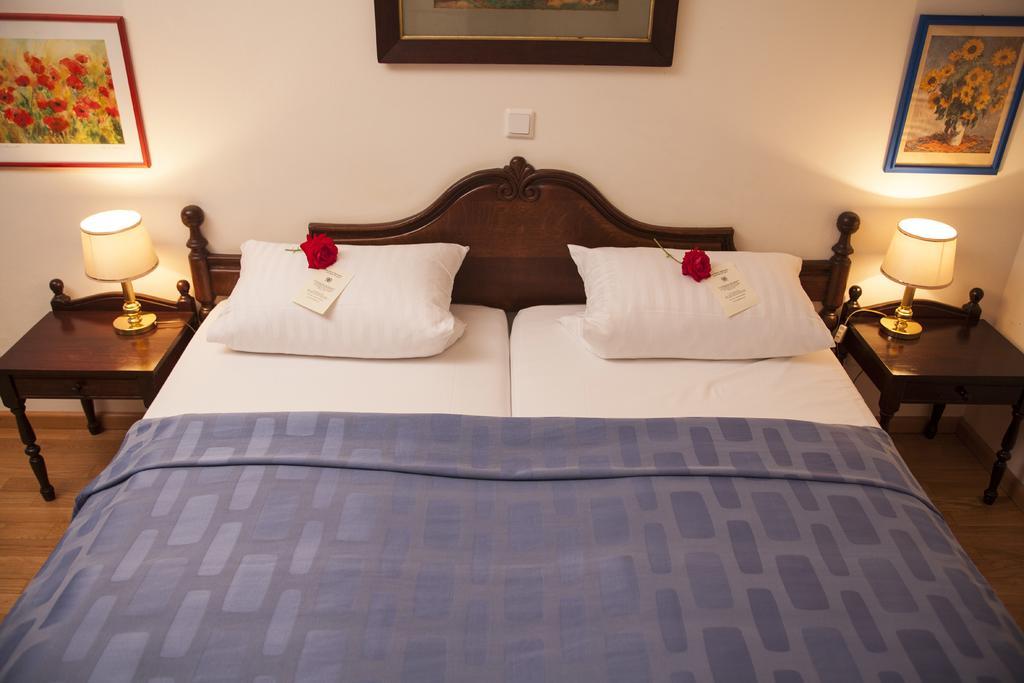Hotel Burg Boetzelaer à Kalkar Chambre photo